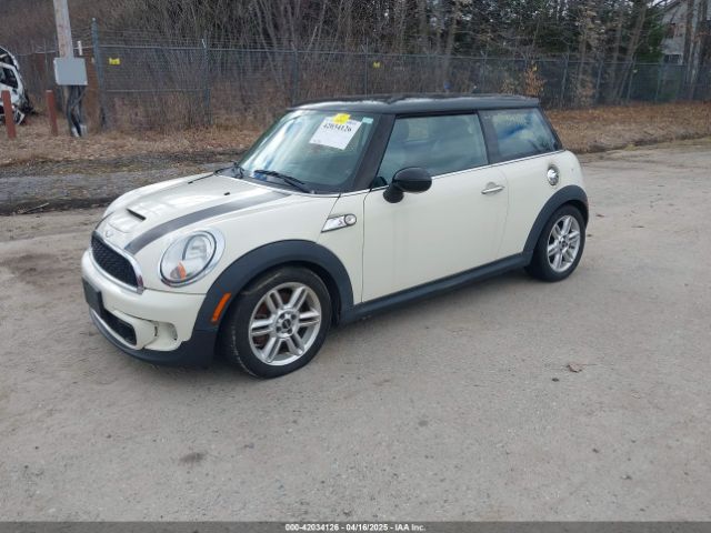 2011 MINI COOPER S WMWSV3C58BTY22854 Photo 1