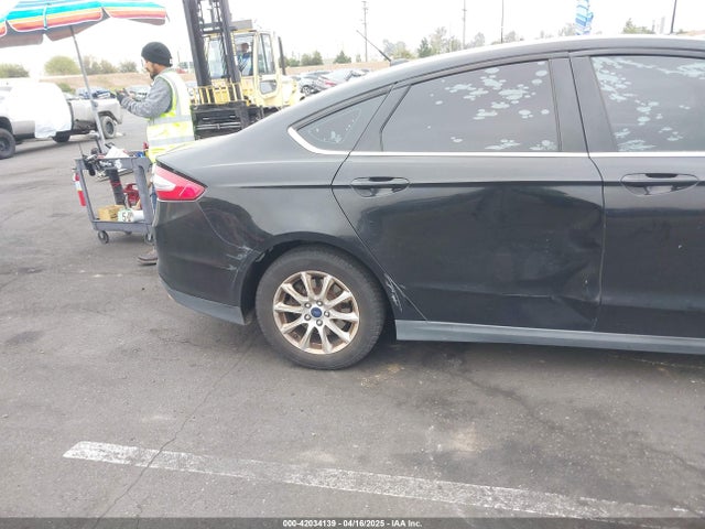 Ford FUSION S 2016 3FA6P0G74GR240323 Image 12