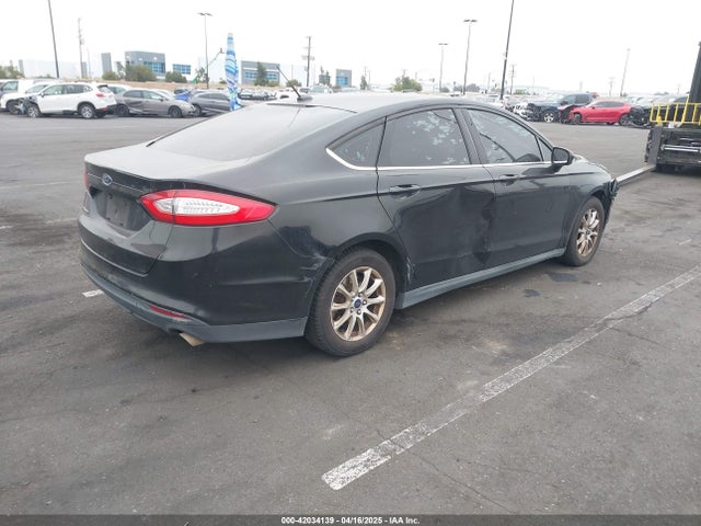 Ford FUSION S 2016 3FA6P0G74GR240323 Image 4