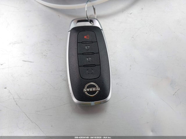 JN8BT3BA6PW417500 Nissan Rogue Sv Fwd