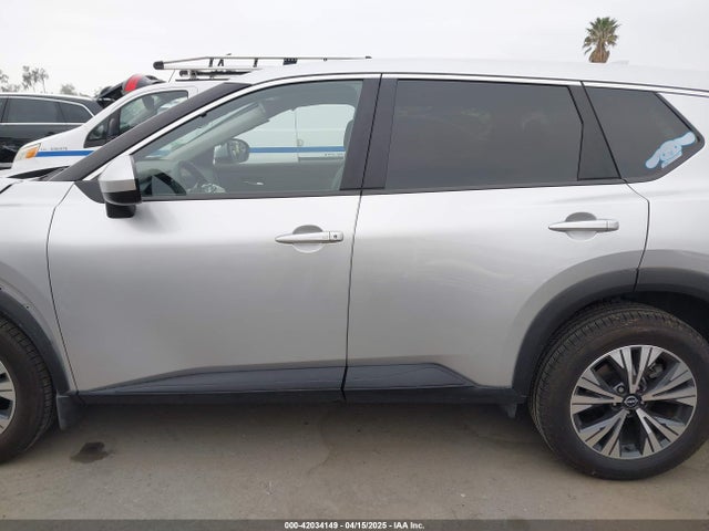 JN8BT3BA6PW417500 Nissan Rogue Sv Fwd