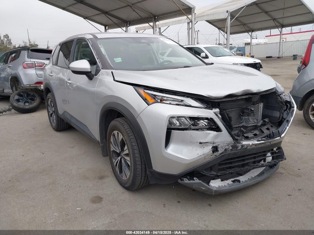 JN8BT3BA6PW417500 Nissan Rogue Sv Fwd