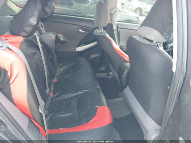 JTDKN3DU9F0453261 Toyota Prius Two