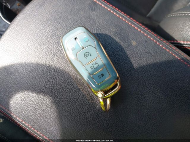 1FM5K8GT0GGD19457 Ford EXPLORER SPORT
