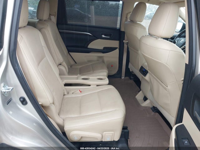 5TDYKRFH8ES030995 Toyota 2gr-fe