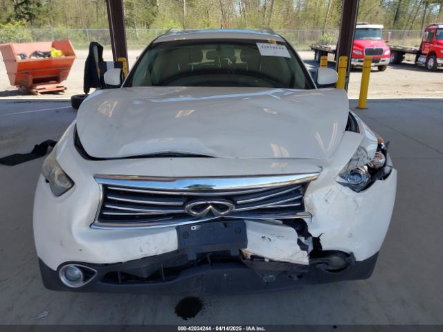 JN8CS1MU3FM381990 Infiniti QX70