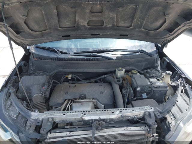 2GNAXKEXXJ6218383 Chevrolet EQUINOX LT