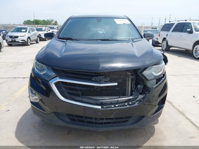 2GNAXKEXXJ6218383 Chevrolet EQUINOX LT