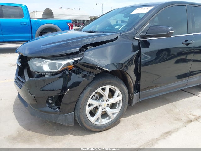 2GNAXKEXXJ6218383 Chevrolet EQUINOX LT
