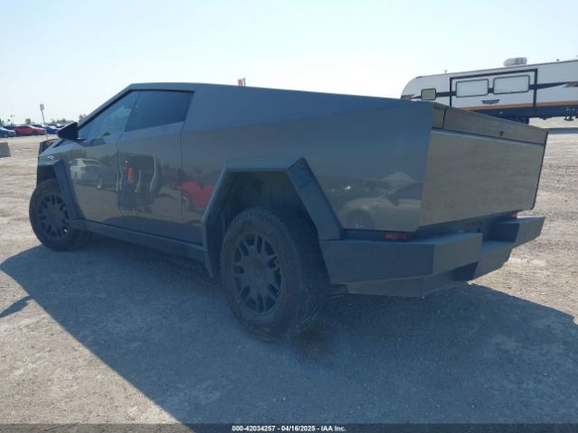2024 TESLA CYBERTRUCK 7G2CEHED4RA024805 Photo 2
