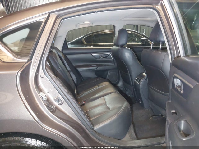 1N4AL3AP2HC187542 Nissan Altima 2.5 Sl