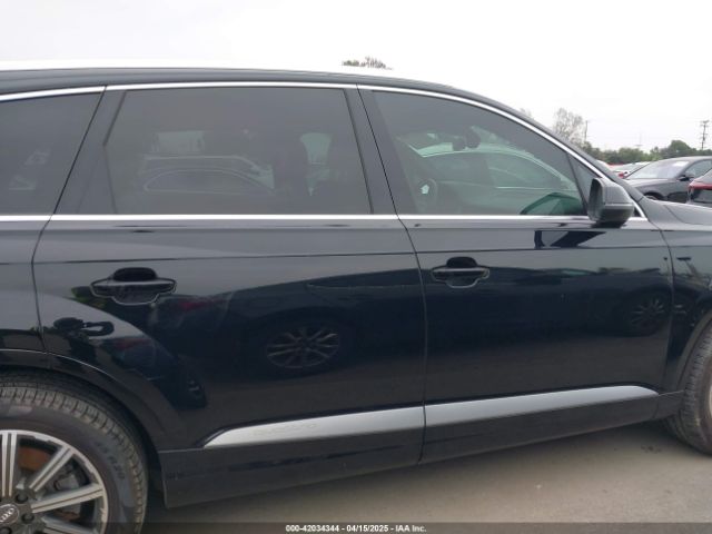 WA1AHAF78HD048206 Audi Q7 2.0t Premium