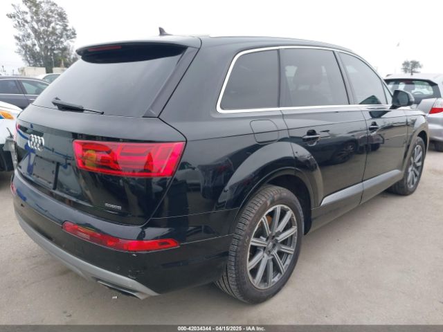 WA1AHAF78HD048206 Audi Q7 2.0t Premium