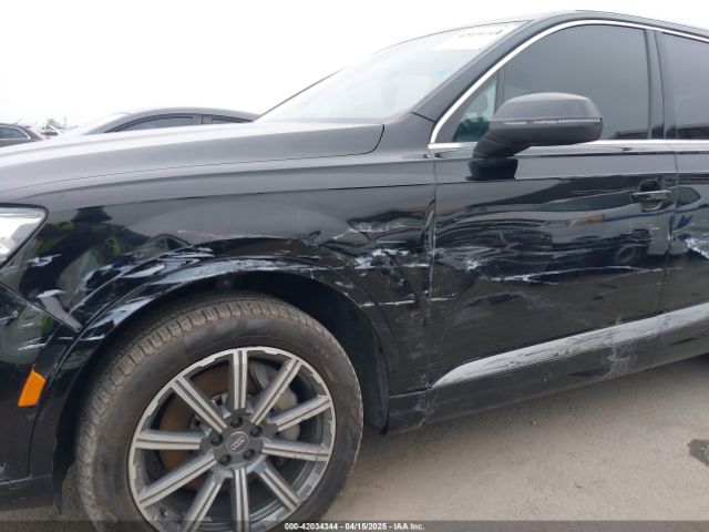 WA1AHAF78HD048206 Audi Q7 2.0t Premium