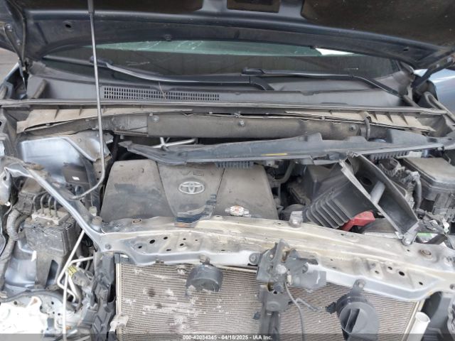 5TDJZRFH1JS850522 Toyota Highlander Xle