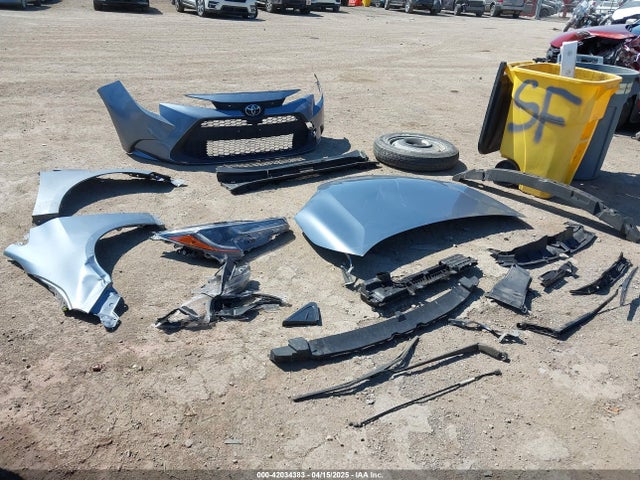 JTDEPRAE8LJ041877 Toyota COROLLA LE