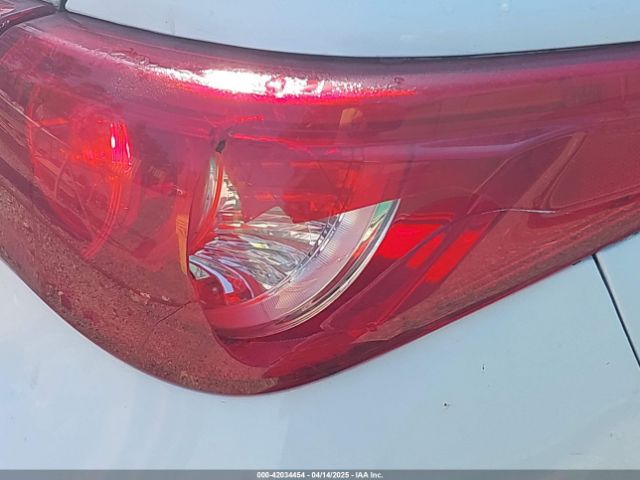 JN1BV7AR1EM683412 Infiniti Q50 Premium