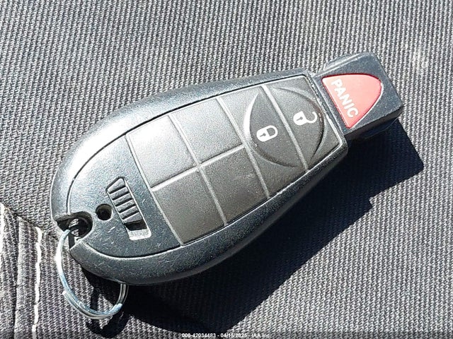 1C4PJLCB0FW616538 Jeep Cherokee Latitude