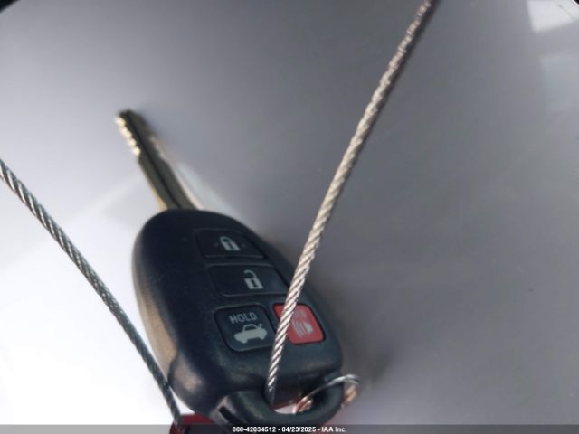 4T1BF1FK3HU390453 Toyota CAMRY SE