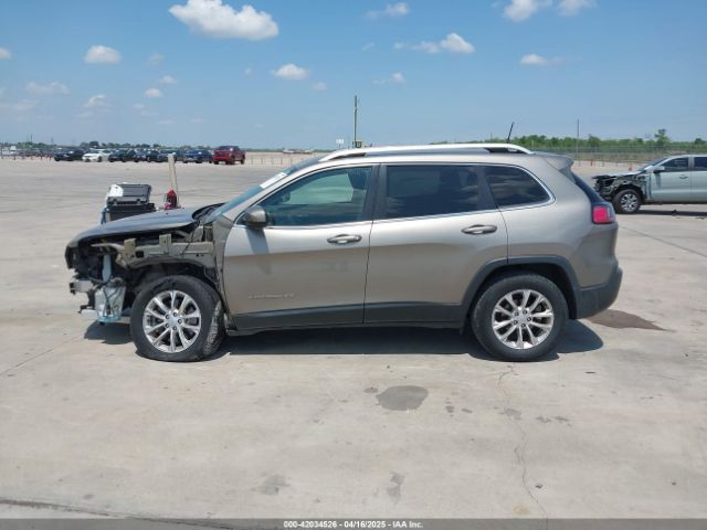 1C4PJLCB5KD327631 Jeep Cherokee Latitude Fwd