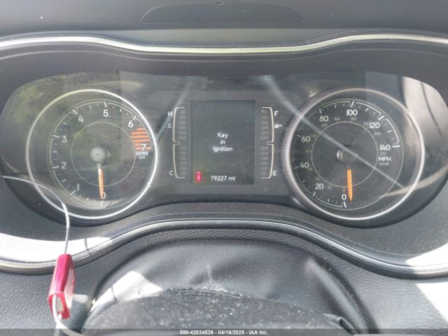 1C4PJLCB5KD327631 Jeep Cherokee Latitude Fwd