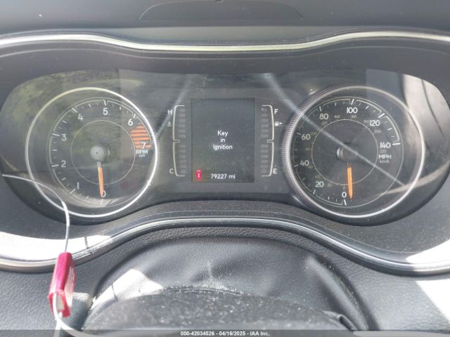1C4PJLCB5KD327631 Jeep Cherokee Latitude Fwd