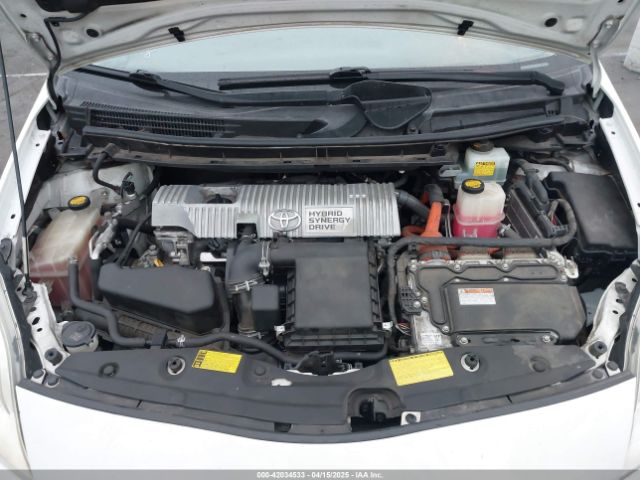 JTDKN3DU0E1759578 Toyota Prius Two