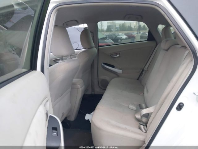 JTDKN3DU0E1759578 Toyota Prius Two