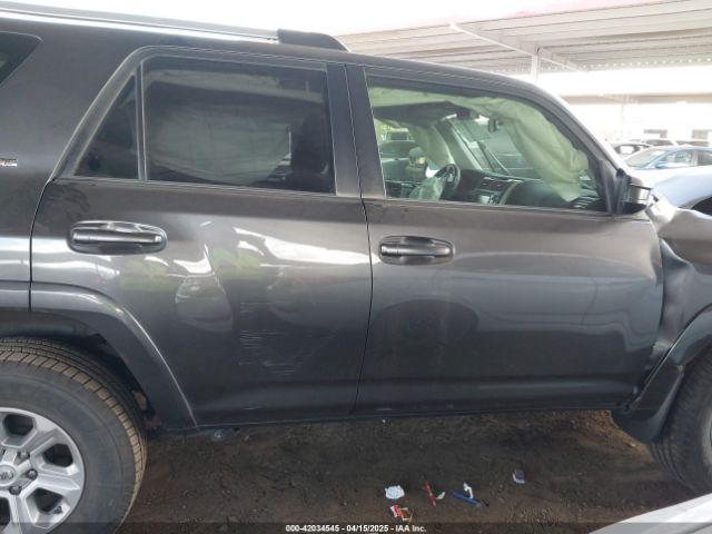 JTEZU5JR2K5210705 Toyota 4RUNNER SR5