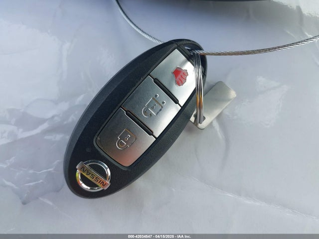 JN8AT3AA0MW011687 Nissan Rogue S Fwd