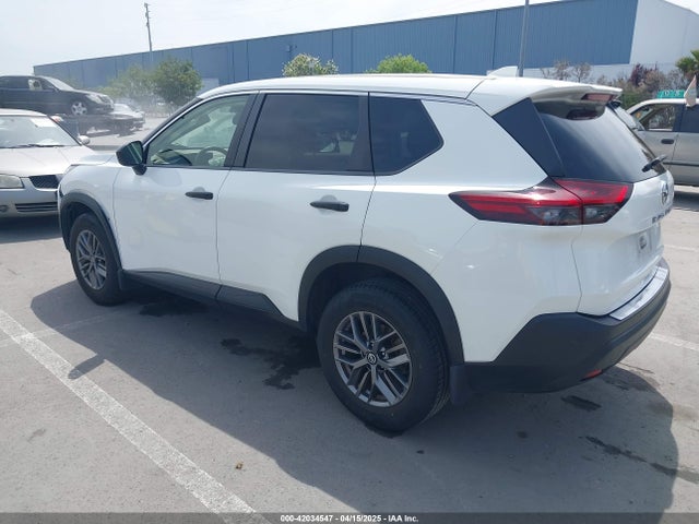 JN8AT3AA0MW011687 Nissan Rogue S Fwd