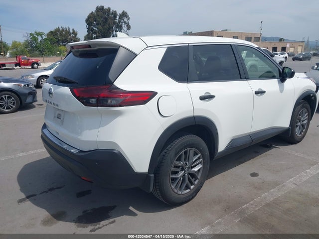 JN8AT3AA0MW011687 Nissan Rogue S Fwd