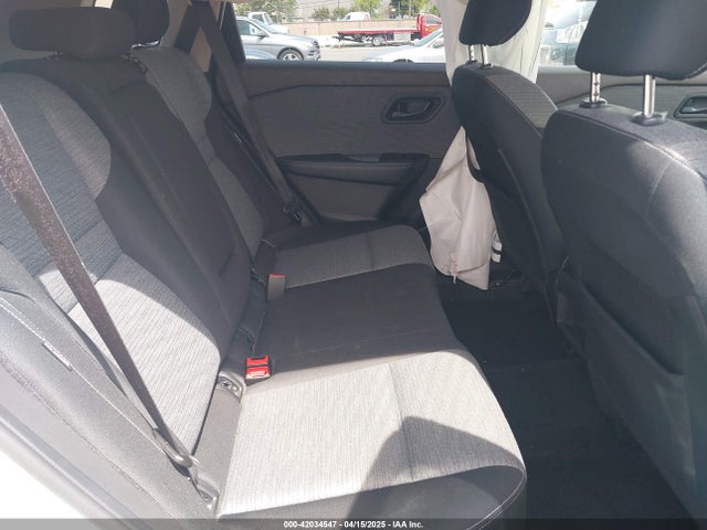JN8AT3AA0MW011687 Nissan Rogue S Fwd