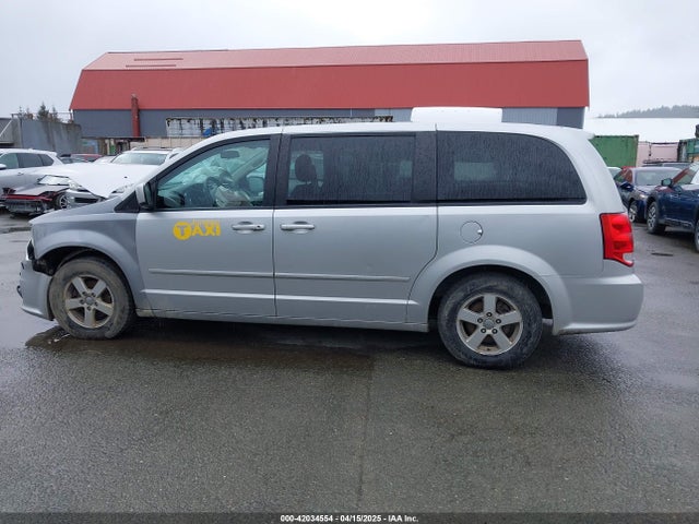 42034554 :رقم المزاد ، 2D4RN3DG8BR753076 vin ، 2011 Dodge Grand Caravan Mainstreet مزاد بيع