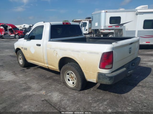 2015 RAM 1500 3C6JR6AT8FG574429 Photo 2