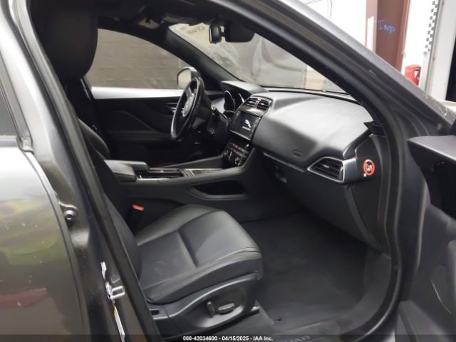 SADCJ2FX2JA270177 Jaguar F-pace 25t Premium