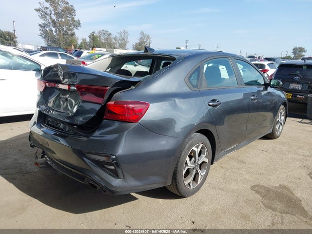 3KPF24AD6ME387387 KIA Forte Lxs
