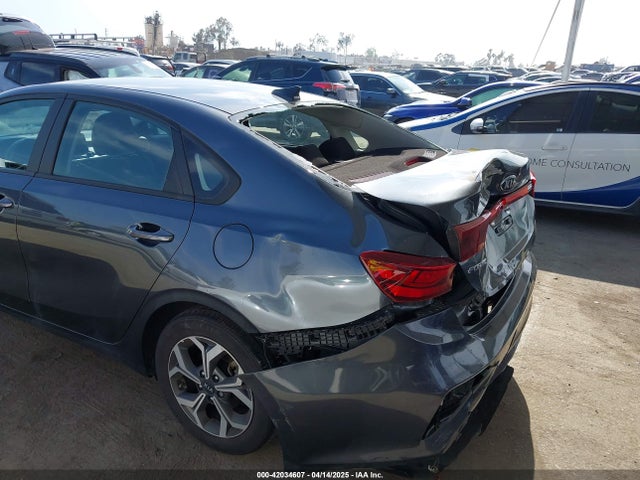 3KPF24AD6ME387387 KIA Forte Lxs