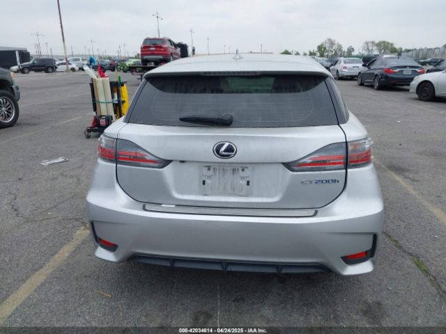 JTHKD5BH8G2268613 Lexus CT 200H