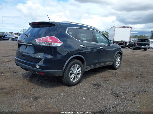 JN8AT2MT5GW017089 Nissan ROGUE SV