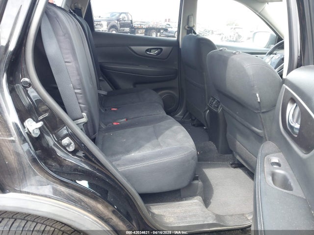 JN8AT2MT5GW017089 Nissan ROGUE SV