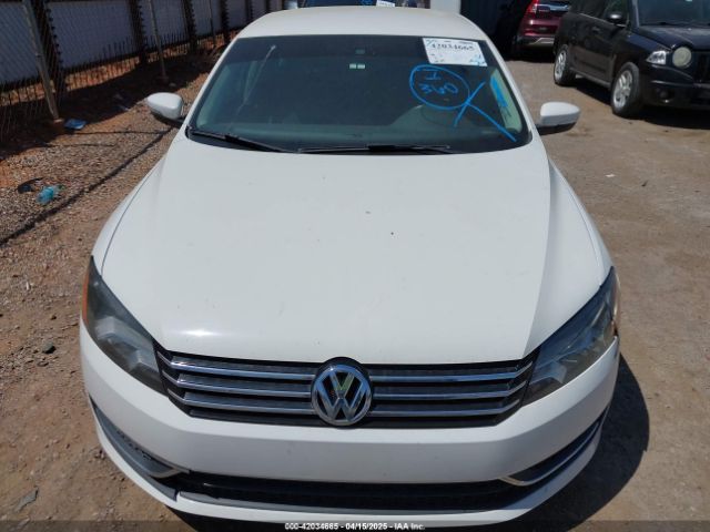 1VWAT7A33FC047606 Volkswagen Passat 1.8t Wolfsburg Edition