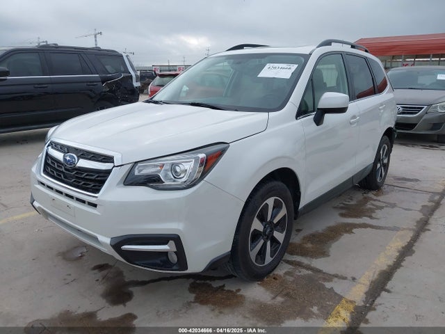 JF2SJARC3JH499678 Subaru Forester 2.5i Limited