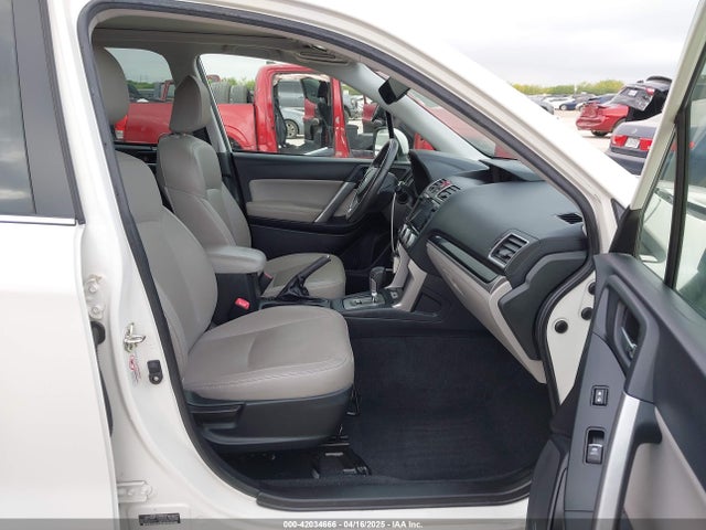 JF2SJARC3JH499678 Subaru Forester 2.5i Limited