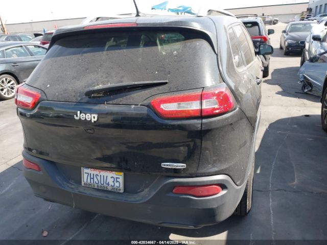 1C4PJLCB9FW627909 Jeep Cherokee Latitude