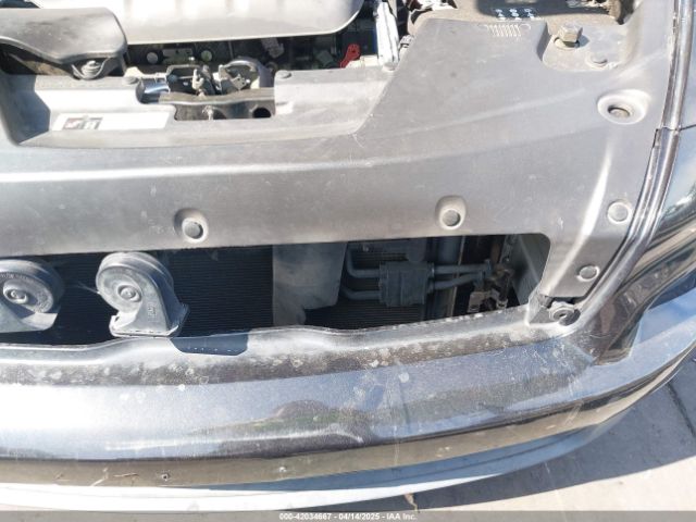 1C4PJLCB9FW627909 Jeep Cherokee Latitude