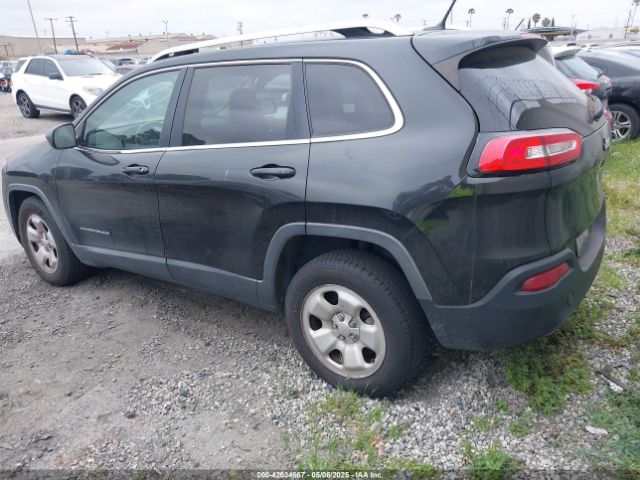 1C4PJLCB9FW627909 Jeep Cherokee Latitude