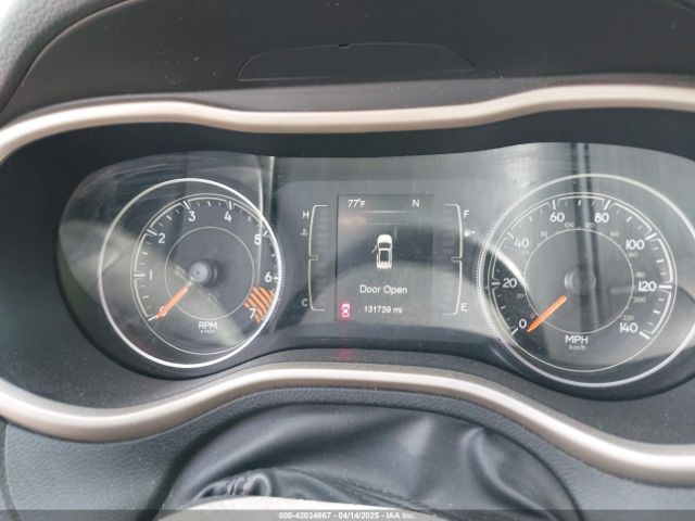 1C4PJLCB9FW627909 Jeep Cherokee Latitude