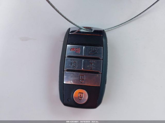 KNDME5C16F6032655 KIA Sedona Sx Luxury