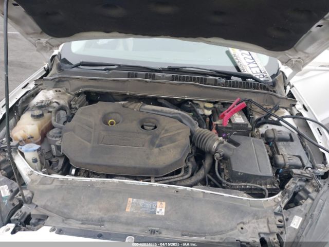 3FA6P0H97GR404812 Ford FUSION SE